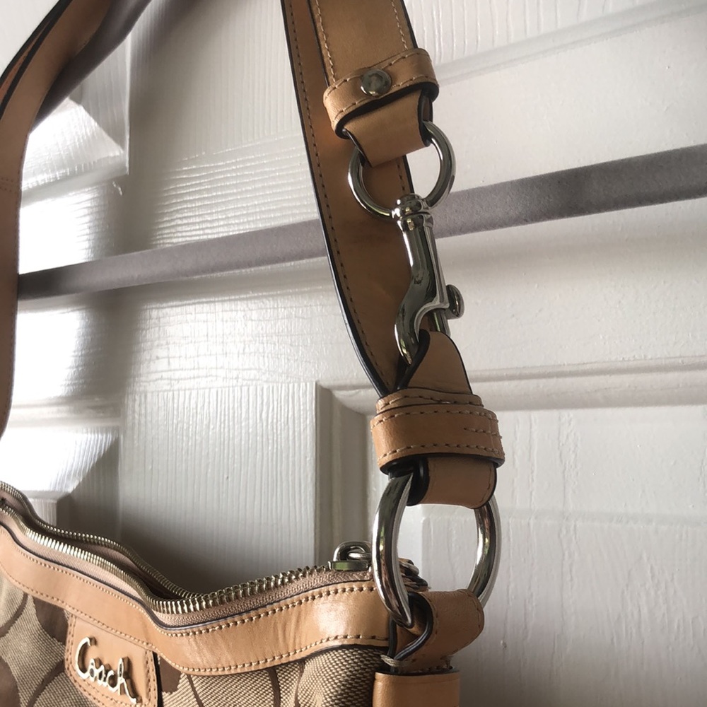 Coach Handbag - Picture 3 of 5